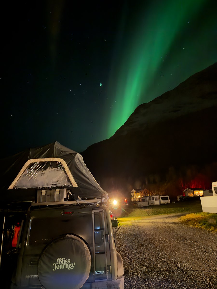 Jimny pod zorzą polarną